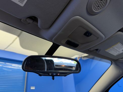Used 2013 Chevrolet Impala LT w/ LT Sunroof Package FWD image 21