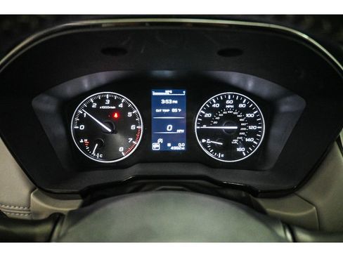 Used 2025 Subaru Outback Premium AWD/4WD image 22