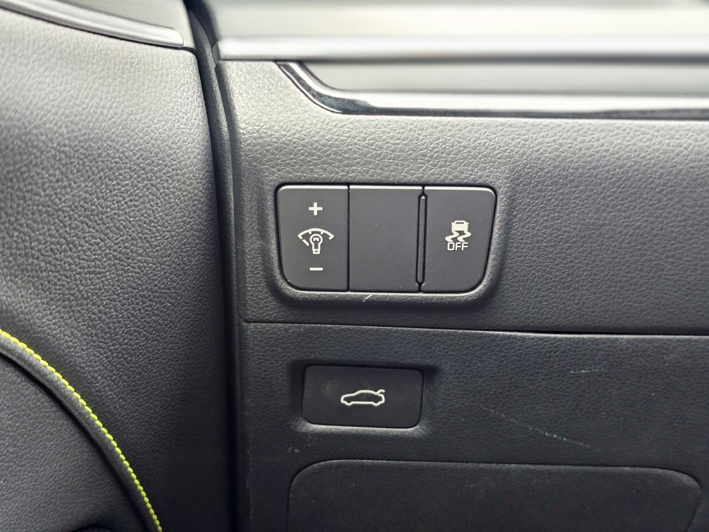 Used 2025 Kia K5 GT FWD image 29