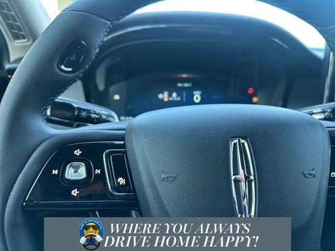 New 2026 Lincoln Corsair Premiere image 13