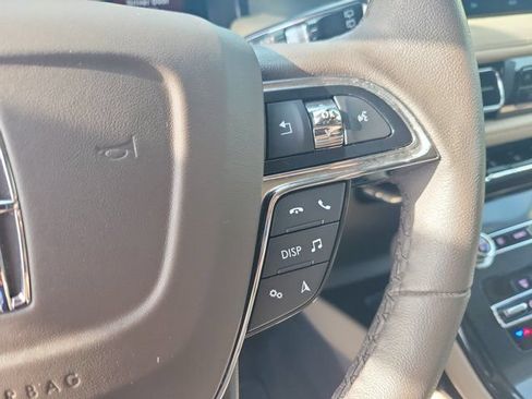 Certified 2022 Lincoln Nautilus FWD image 26
