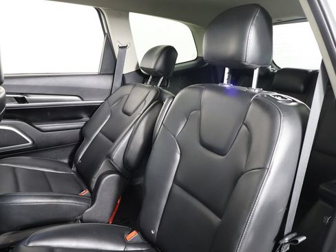 Used 2020 Kia Telluride S AWD/4WD image 34