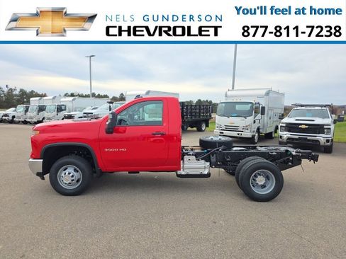 New 2026 Chevrolet Silverado 3500 W/T w/ WT Convenience Package AWD/4WD image 4