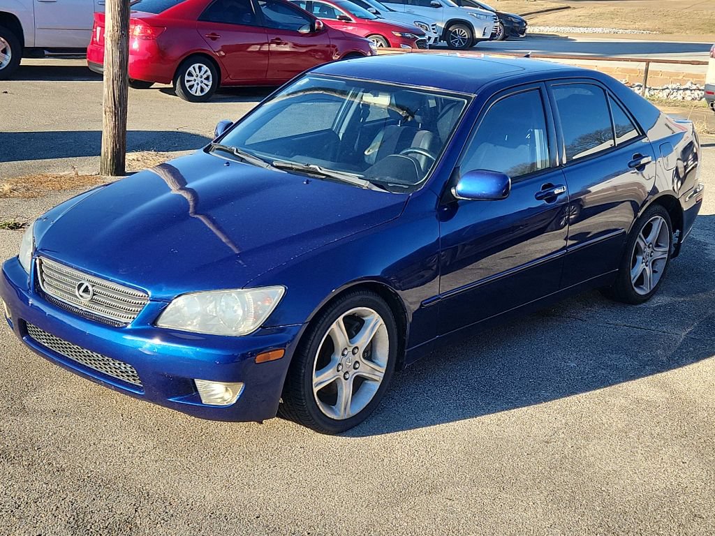 Used 2001 Lexus IS 300 RWD image 2