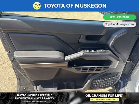 New 2026 Toyota 4Runner SR5 AWD/4WD image 10