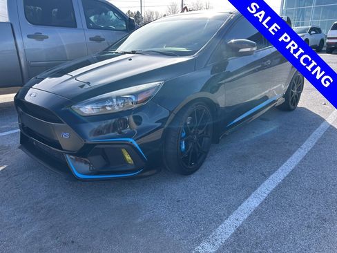 Used 2017 Ford Focus RS image 2