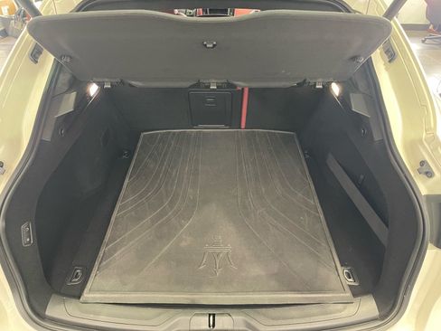 Used 2022 Maserati Levante Modena AWD/4WD image 35
