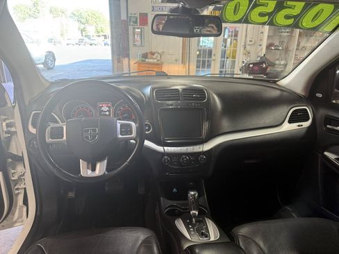 Used 2019 Dodge Journey GT AWD/4WD image 12