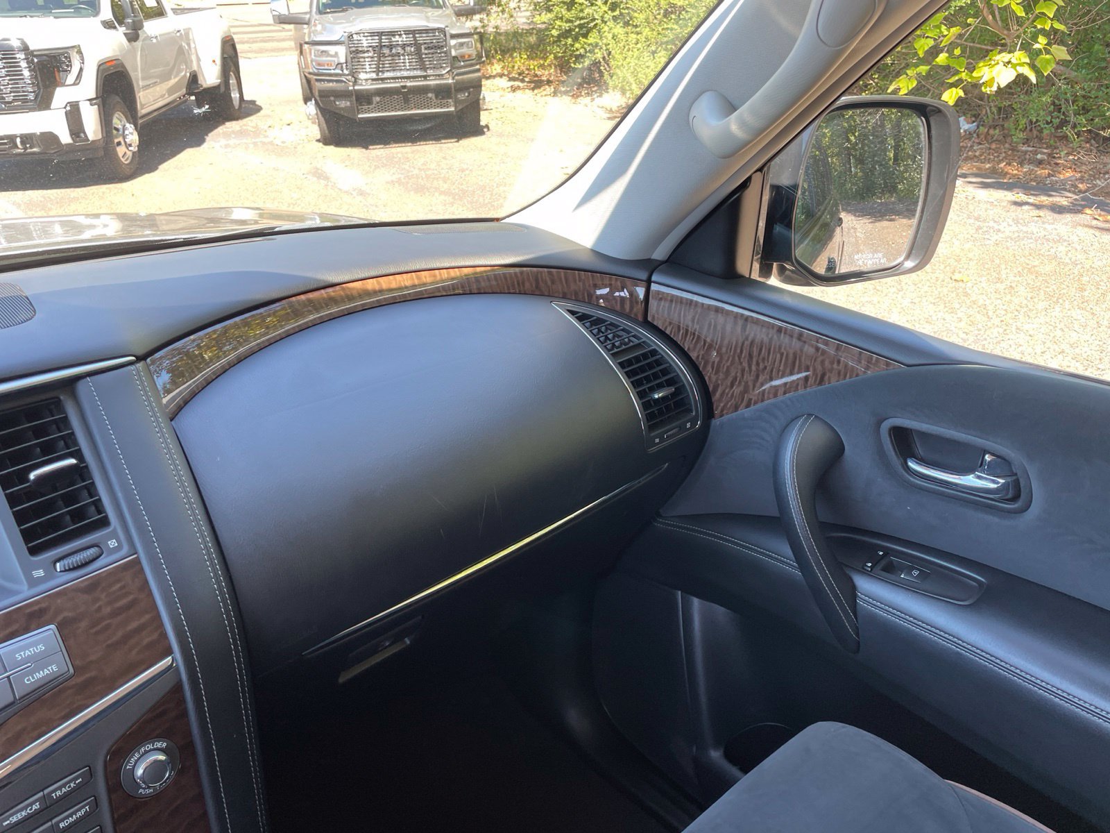 Used 2019 Nissan Armada SV w/ Driver Package RWD image 32