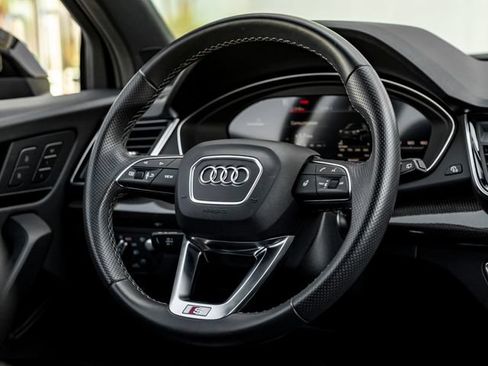 Used 2023 Audi SQ5 Prestige w/ Prestige Package AWD/4WD image 19