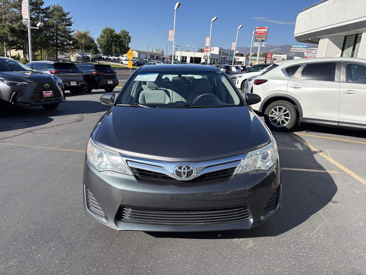 Used 2014 Toyota Camry LE w/ Fleet Convenience Package FWD image 10