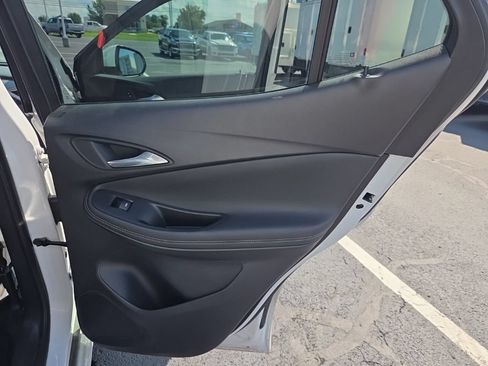 Used 2021 Buick Encore GX Essence w/ Advanced Technology Package FWD image 16
