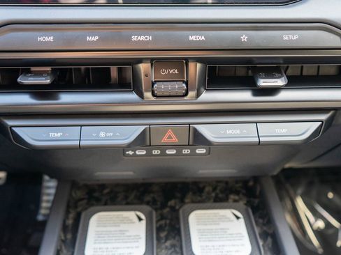 New 2027 Kia Telluride SX Prestige X-Pro AWD/4WD image 32