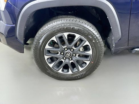 Used 2023 Toyota Tundra SR5 w/ SR5 Convenience Package AWD/4WD image 8