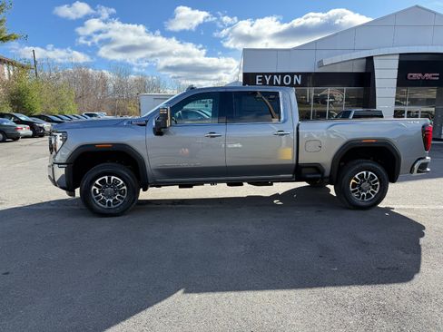 New 2026 GMC Sierra 2500 SLT w/ Max Trailering Package image 2