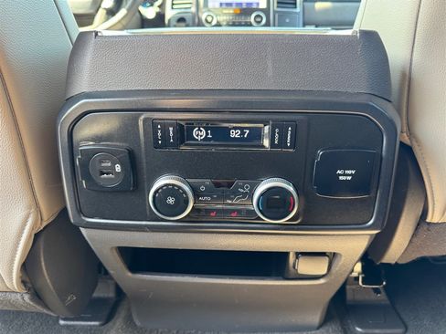 Used 2021 Ford Expedition Limited image 24