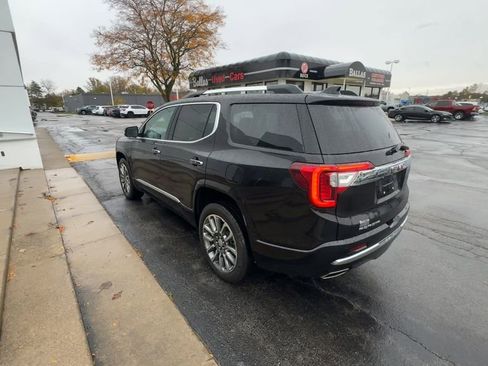 Used 2023 GMC Acadia Denali image 6
