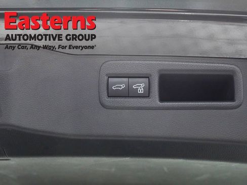 Used 2023 Toyota Venza Nightshade AWD/4WD image 21