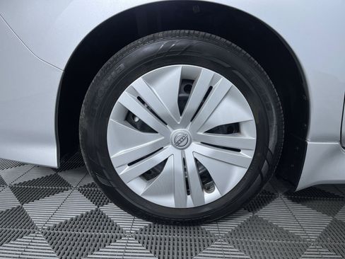 Certified 2025 Nissan Leaf S FWD image 25