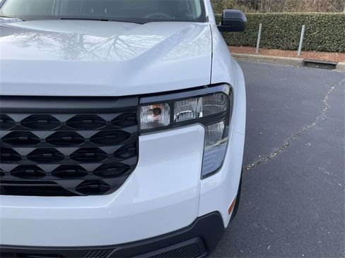 Used 2025 Ford Maverick XL w/ Equipment Group 102A image 36