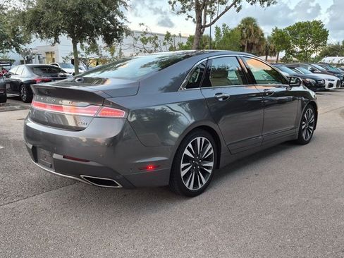 Used 2020 Lincoln MKZ Reserve FWD image 5