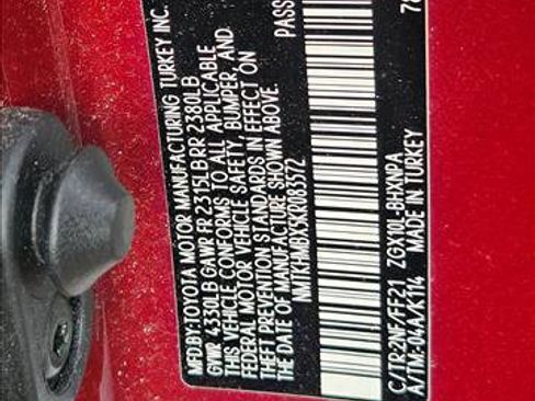 Used 2019 Toyota C-HR XLE image 15