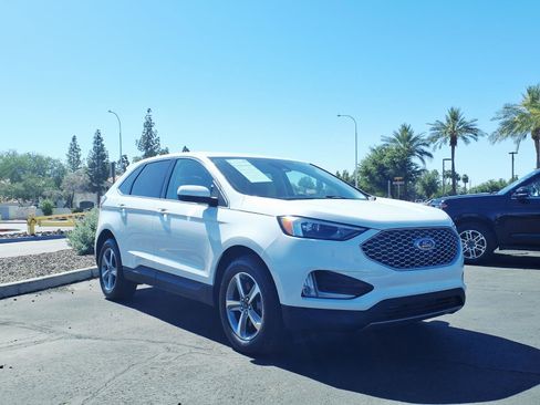 Certified 2023 Ford Edge SEL w/ Convenience Package AWD/4WD image 8