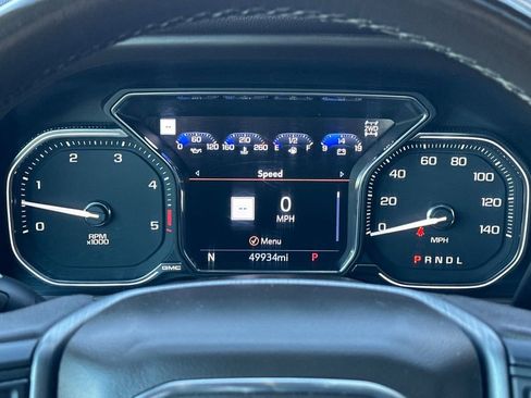 Used 2022 GMC Sierra 2500 Denali w/ Denali Ultimate Package AWD/4WD image 24
