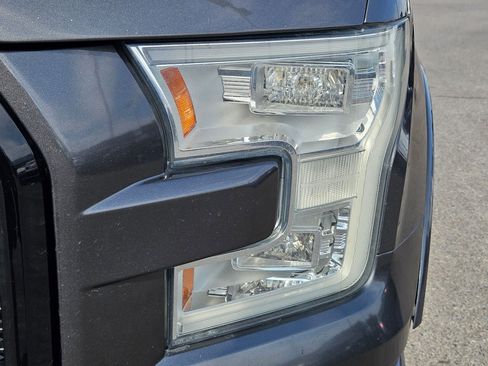 Used 2015 Ford F150 Lariat w/ Equipment Group 502A Luxury AWD/4WD image 10