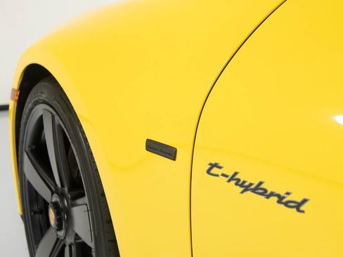 Certified 2026 Porsche 911 Carrera 4 GTS AWD/4WD image 64