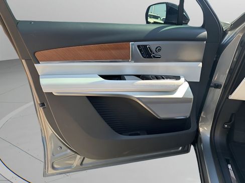 New 2026 Cadillac Vistiq Luxury image 41