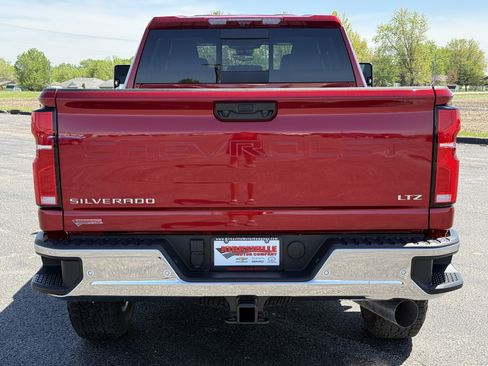 New 2026 Chevrolet Silverado 3500 LTZ w/ LTZ Premium Package AWD/4WD image 4