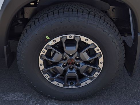 New 2026 Nissan Frontier Pro-X w/ Pro-X Convenience Package RWD image 7