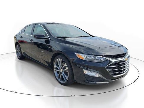 Used 2024 Chevrolet Malibu LT FWD image 2