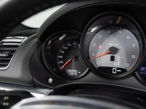 Used 2015 Porsche Boxster S RWD image 31
