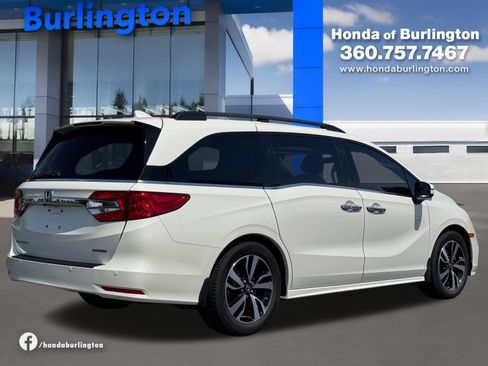 Used 2018 Honda Odyssey Touring image 6