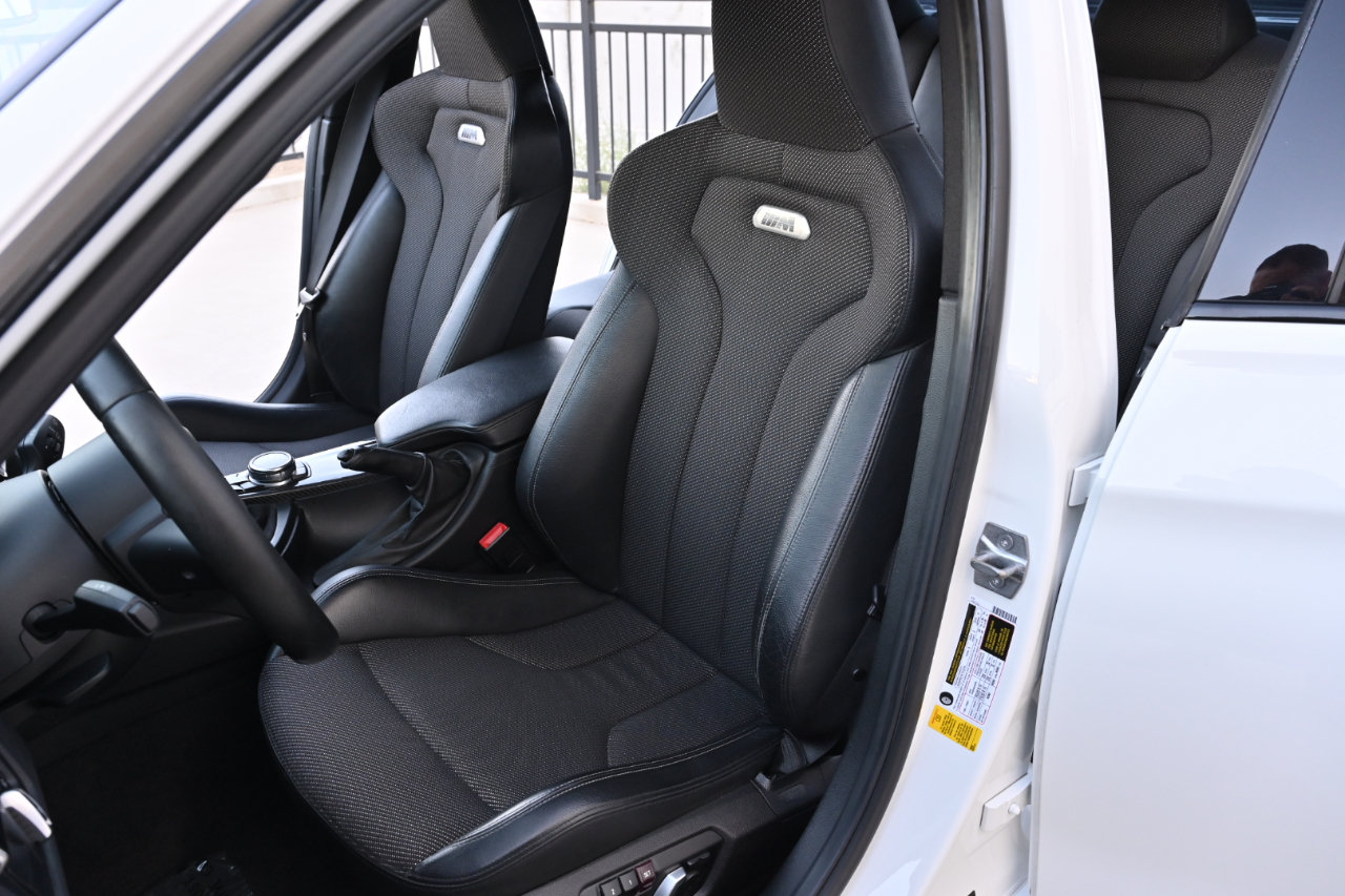 Used 2016 BMW M3 RWD image 19