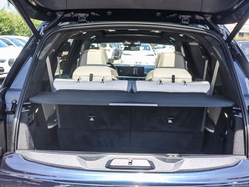 Certified 2023 BMW X7 M60i w/ Executive Package image 24