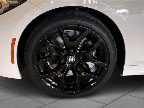 New 2026 BMW 330i Sedan w/ M Sport Package image 11