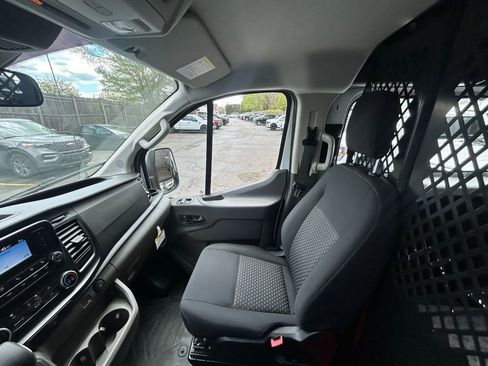 Certified 2024 Ford Transit 250 Low Roof w/ Exterior Upgrade Package RWD image 25
