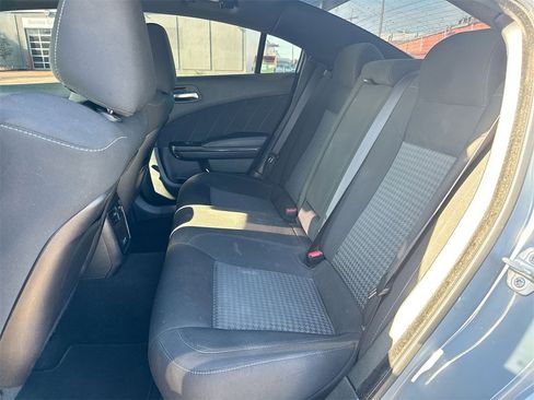 Used 2022 Dodge Charger R/T w/ Blacktop Package image 29