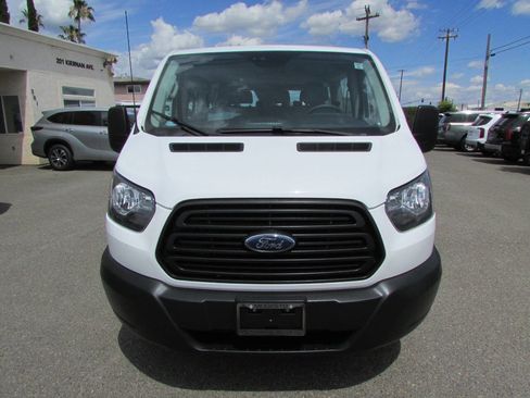 Used 2019 Ford Transit 150 XL RWD image 3