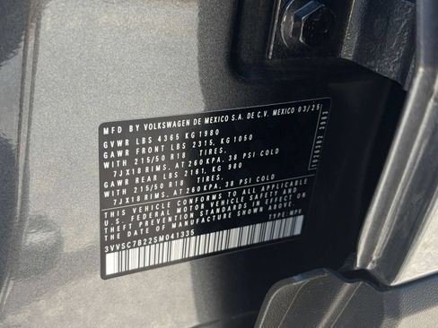 Used 2025 Volkswagen Taos SE FWD image 30