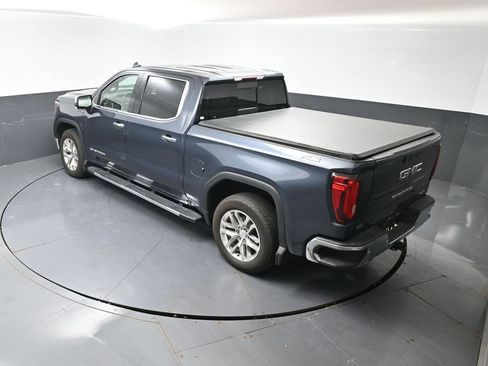 Used 2022 GMC Sierra 1500 SLT w/ SLT Premium Plus Package AWD/4WD image 15