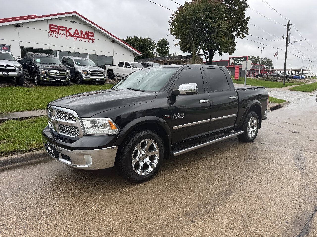 Used 2016 RAM 1500 Laramie w/ Convenience Group AWD/4WD image 1