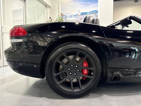 Used 2004 Dodge Viper SRT-10 RWD image 71