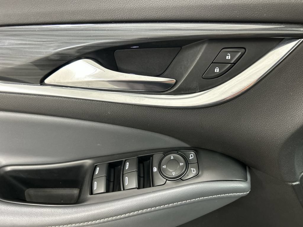 Certified 2023 Buick Enclave Essence w/ Experience Buick Package AWD/4WD image 11