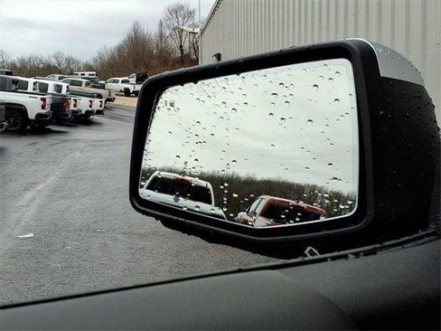 New 2026 Chevrolet Silverado 1500 LTZ w/ LTZ Premium Package image 18