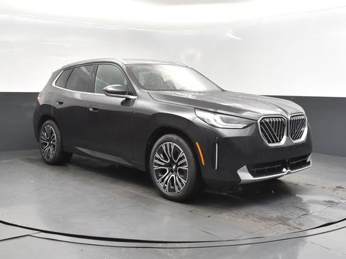 New 2026 BMW X3 xDrive30 w/ Premium Package image 1