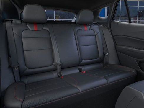 New 2026 Chevrolet Trax RS w/ Sunroof Package FWD image 17